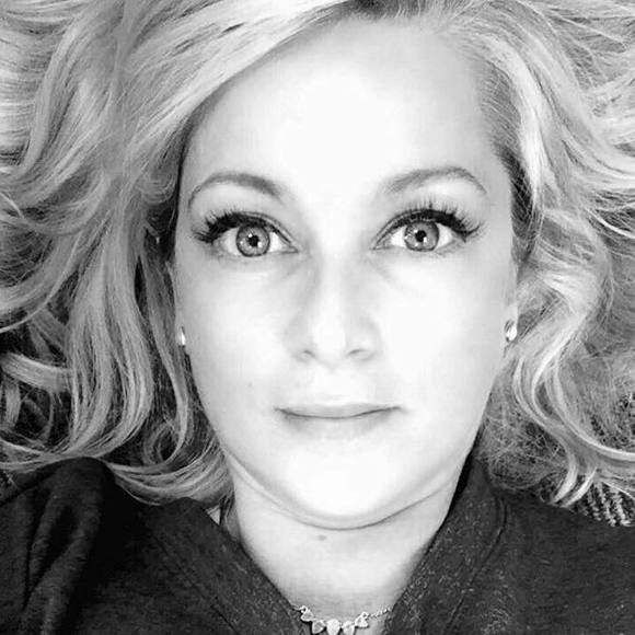 Meet your Posher, Shannon - Picture 1 of 1